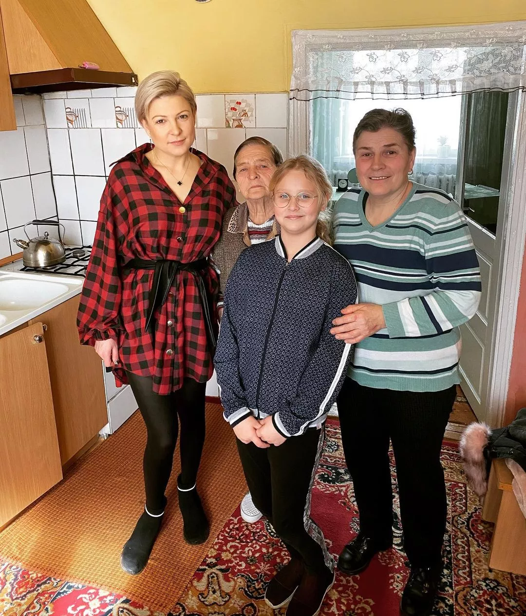 Magda Narożna pokazała swoją całą rodzinę! Są podobne do siebie?